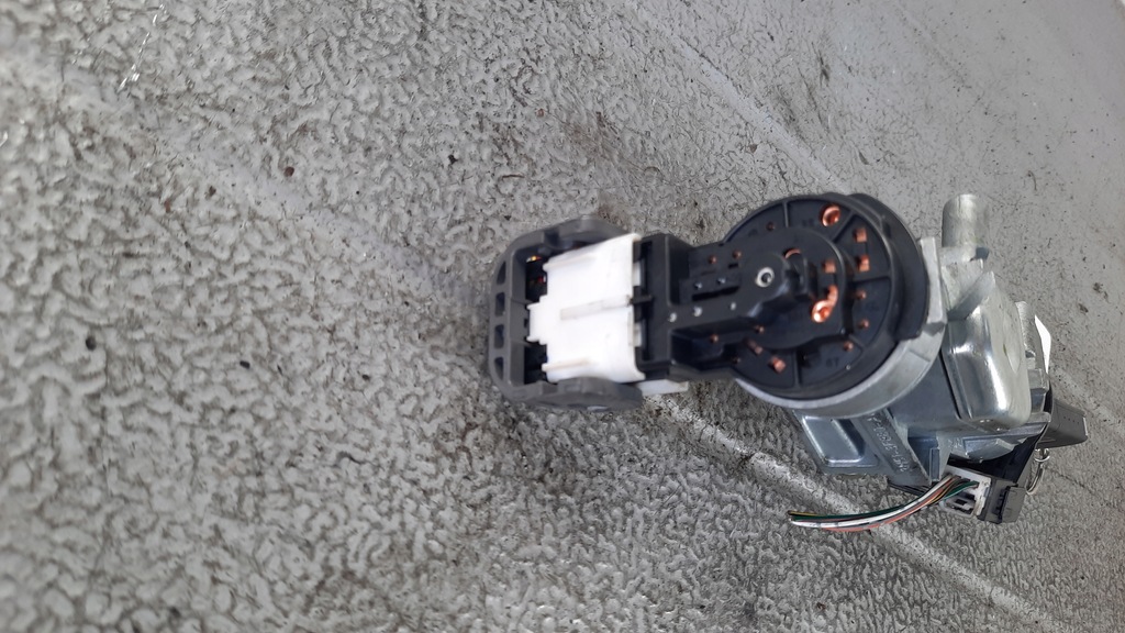 фото №4, Замок зажигания mazda 3 1.6citd sedan