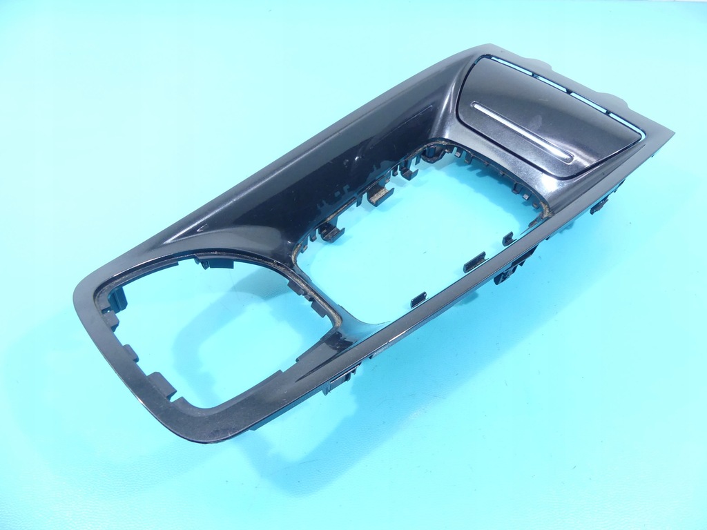 фото №1, Молдинг dekor туннель citroen c5 iii 08-