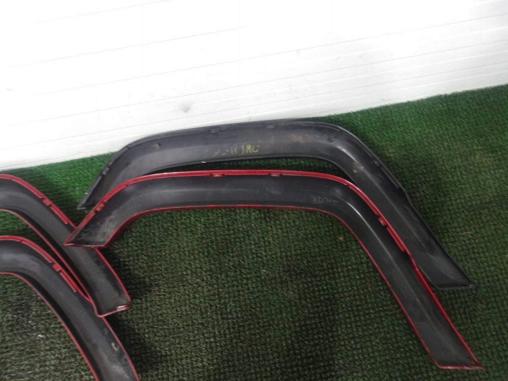 фото №9, Jeep cherokee xj lift 97-01 накладка молдинг na крыло задняя левая 55174957
