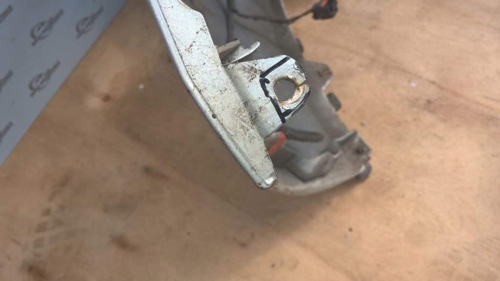 Opel zafira c tourer 12r бампер перед Цена