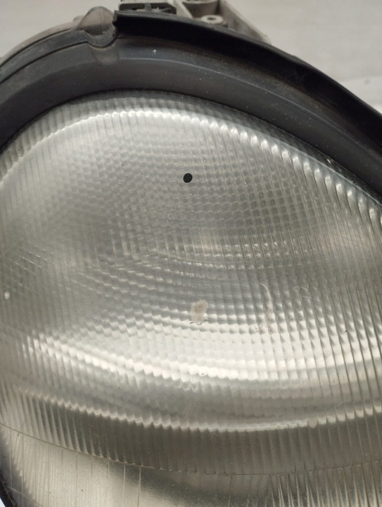 фото №12, Mercedes w203 лампа правая передняя a2038200261