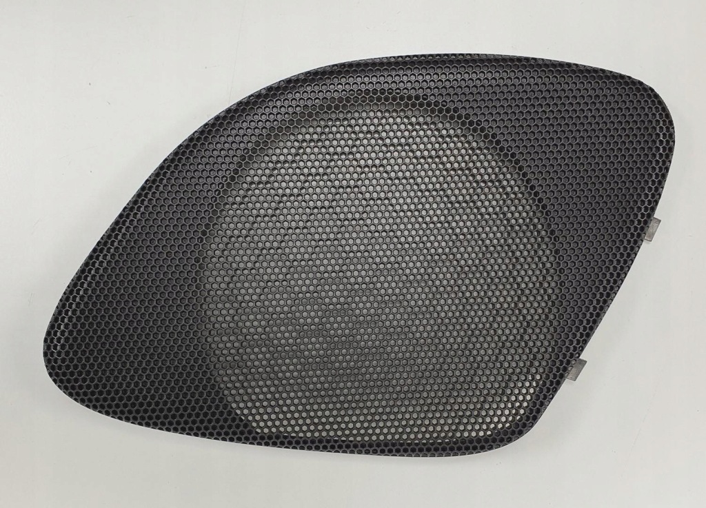 фото №1, Накладка динамика правый задняя volvo v40 i