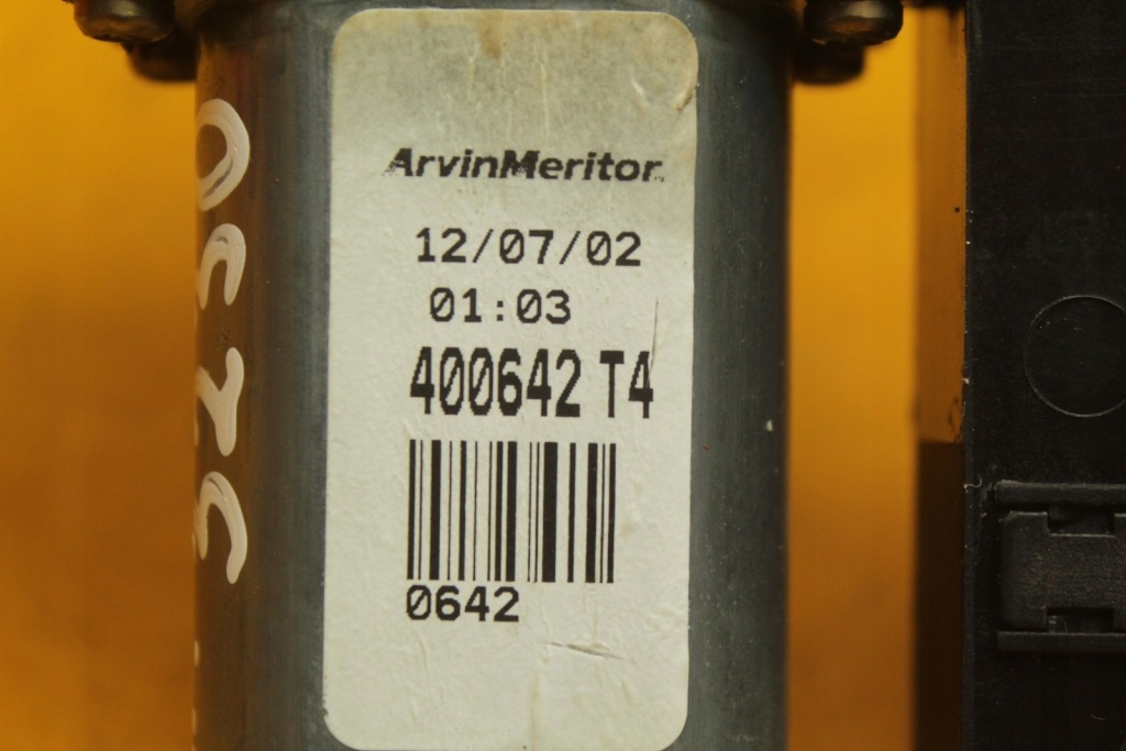 фото №10, Моторчик блок управления стекло правый перед vw polo iv 9n 6q2959801a