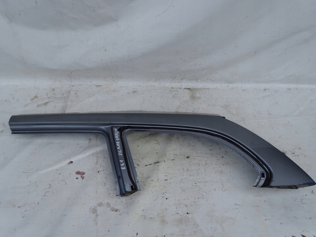 фото №1, Рамка скло чверть ліва bmw e61