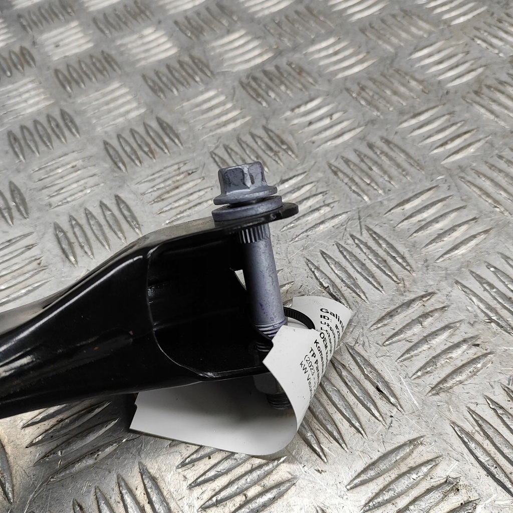 фото №6, Toyota c-hr ii 2024 ліва сторона верхній важіль задній