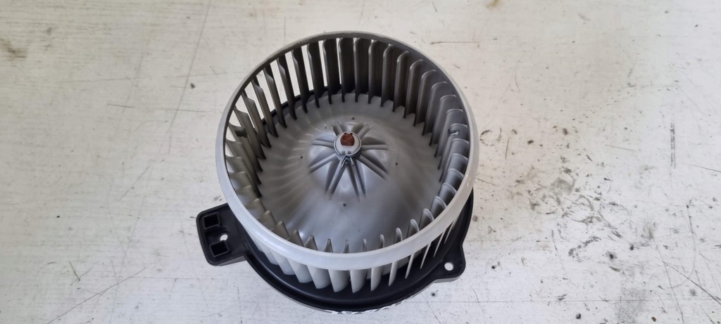 фото №1, Повітродувка kia sorento ii версія uk