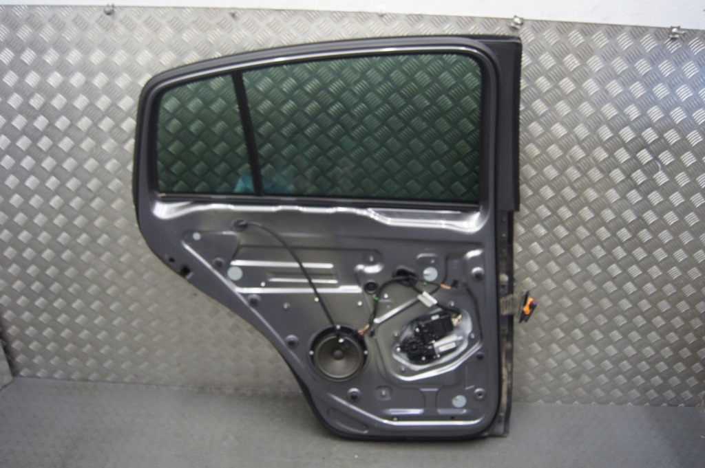 фото №7, Дверь левая задние la7t vw golf plus lift