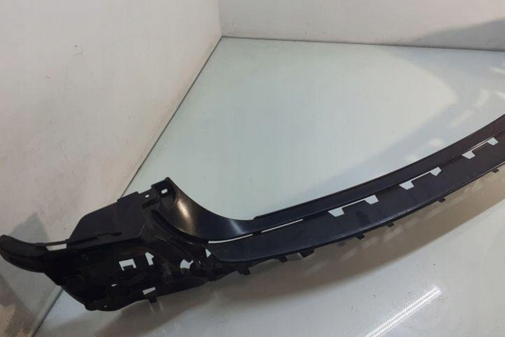 фото №8, Левый направляющая заднего бампера bmw 7 f01, f02 7183883 3.0l дизель 180kw 2010