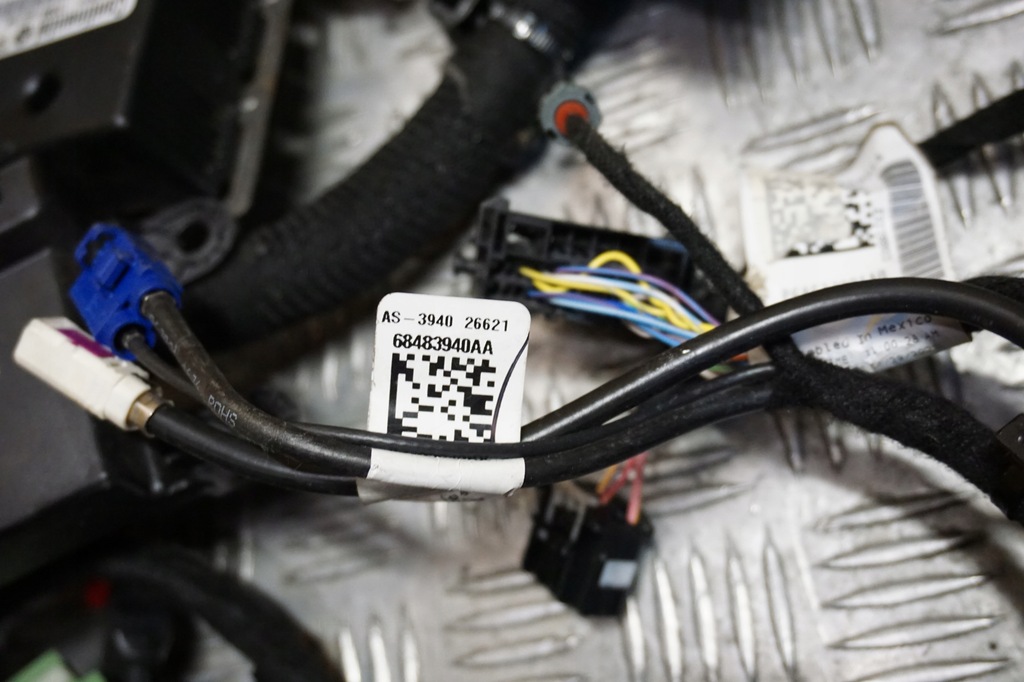 фото №11, Dodge ram 1500 - 2022 - джгут електропроводка панелі приладової панелі usa