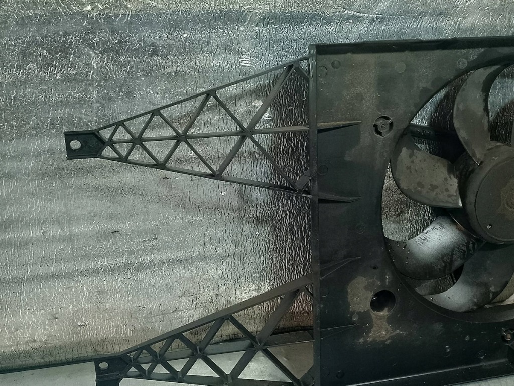 Вентилятор радиатора vw golf iv 1j0121206c 1j0121207l 1.9 tdi Недорого