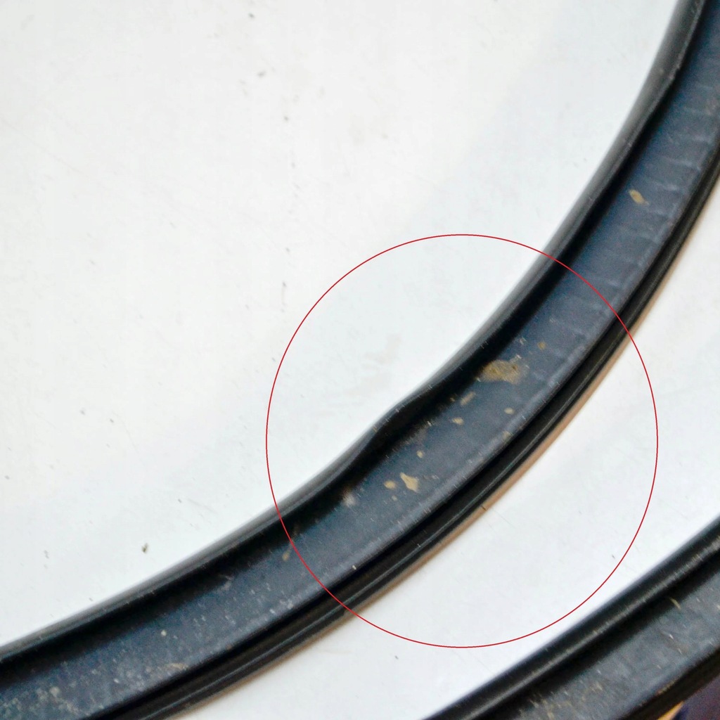 фото №6, Dodge ram 1500 ds 2018 левая сторона резиновый прокладка дверь задних