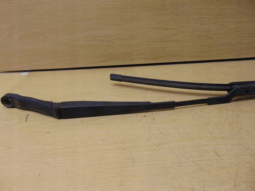 фото №4, Двірник важіль двірники праве opel ampera eu