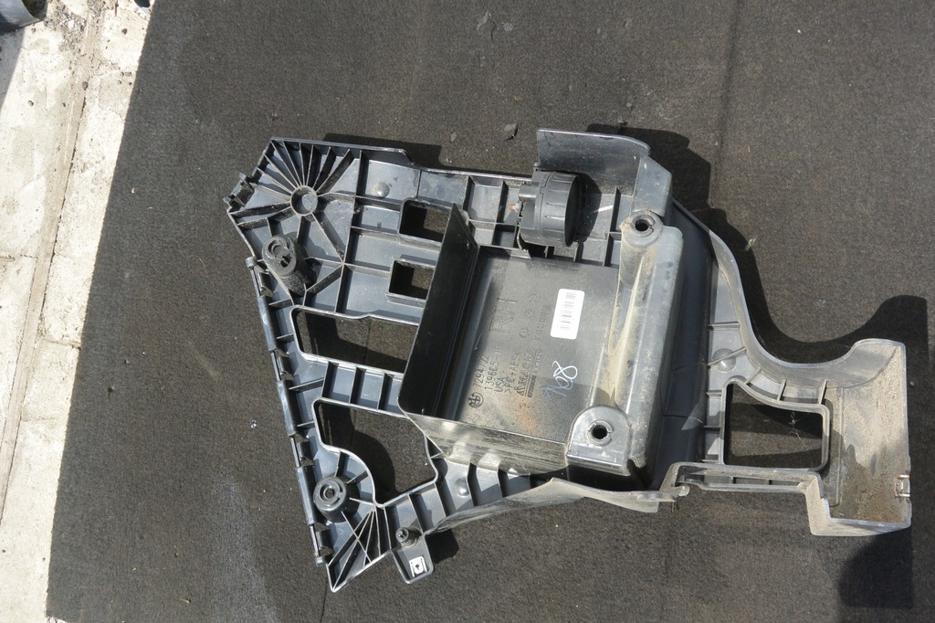 фото №13, Направляющая кронштейн бампера задняя bmw x5 f15 kpl