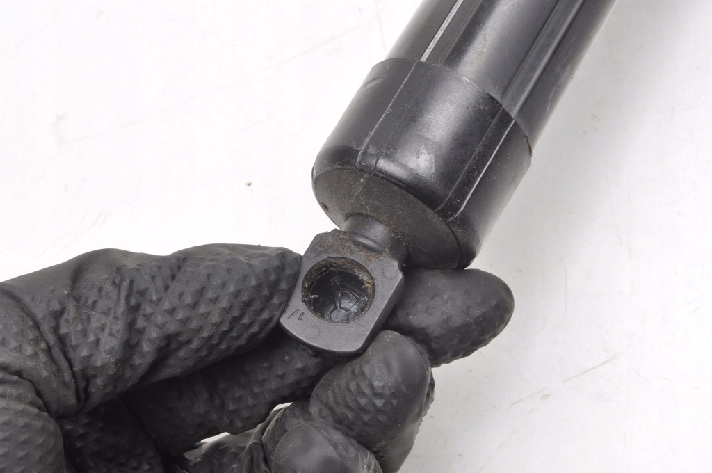 фото №6, Volvo xc60 ii амортизатори амортизатори кришки 32296915