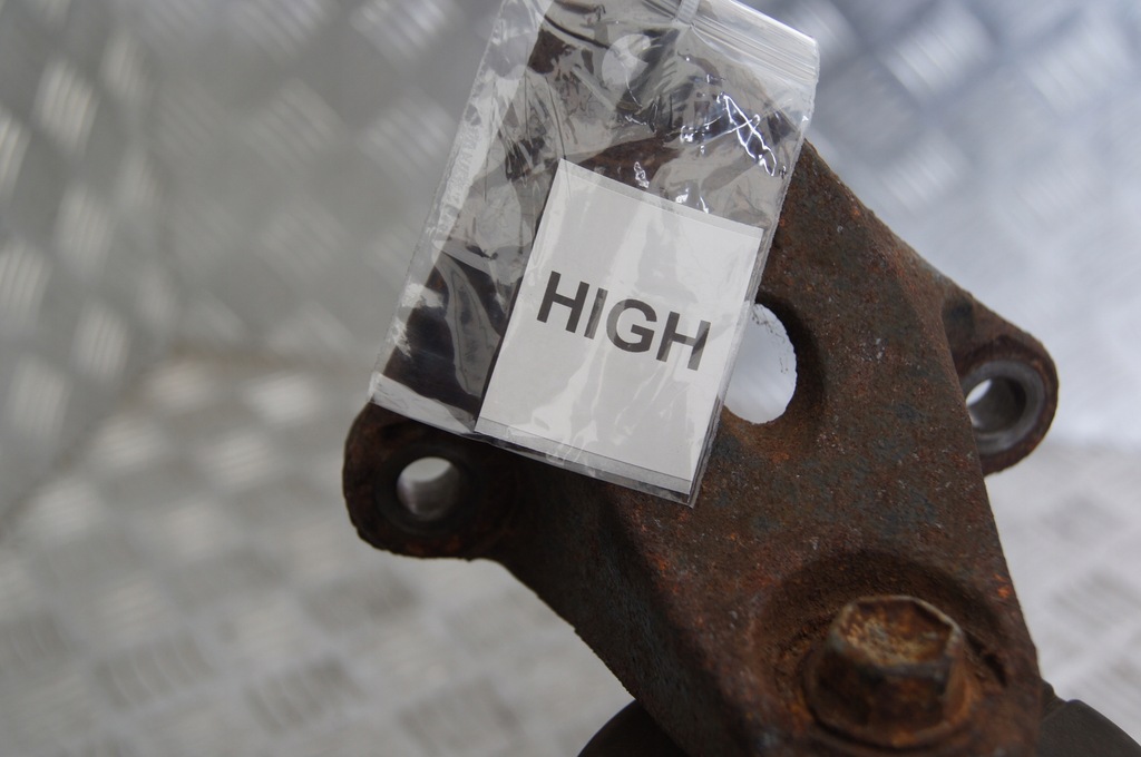 фото №7, Toyota highlander iii usa 3.5 v6 кронштейн подушка двигателя