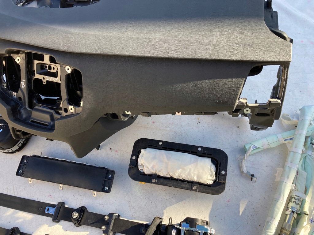 фото №7, Volvo xc90 2 ii приборная панель приборная панель консоль подушки безопасности ремни