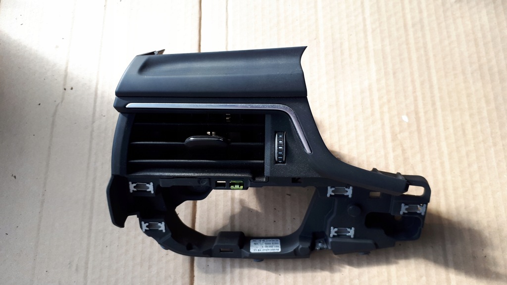 фото №1, A5 8w решётка обдув воздуха левая 8w1820901