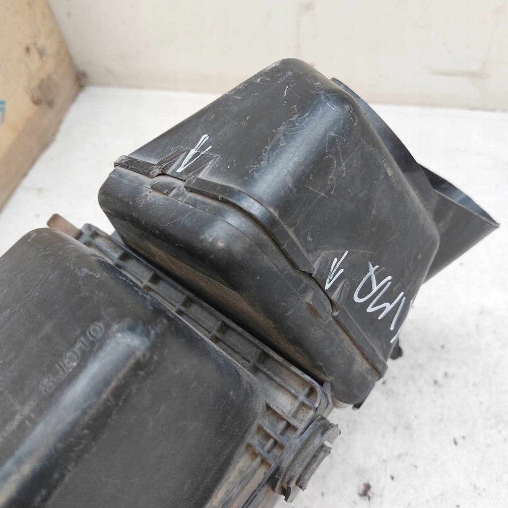 фото №15, Nissan maxima a34 корпус фильтра воздуха 8j010