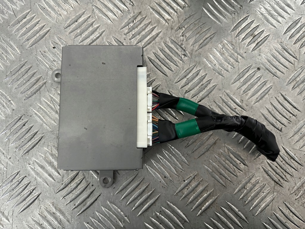 Купити Subaru xv модуль блок керування 23311aa020