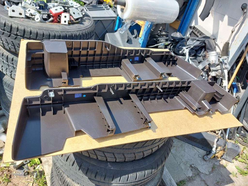 фото №5, Обивка пластик багажника renault espace v 7 os