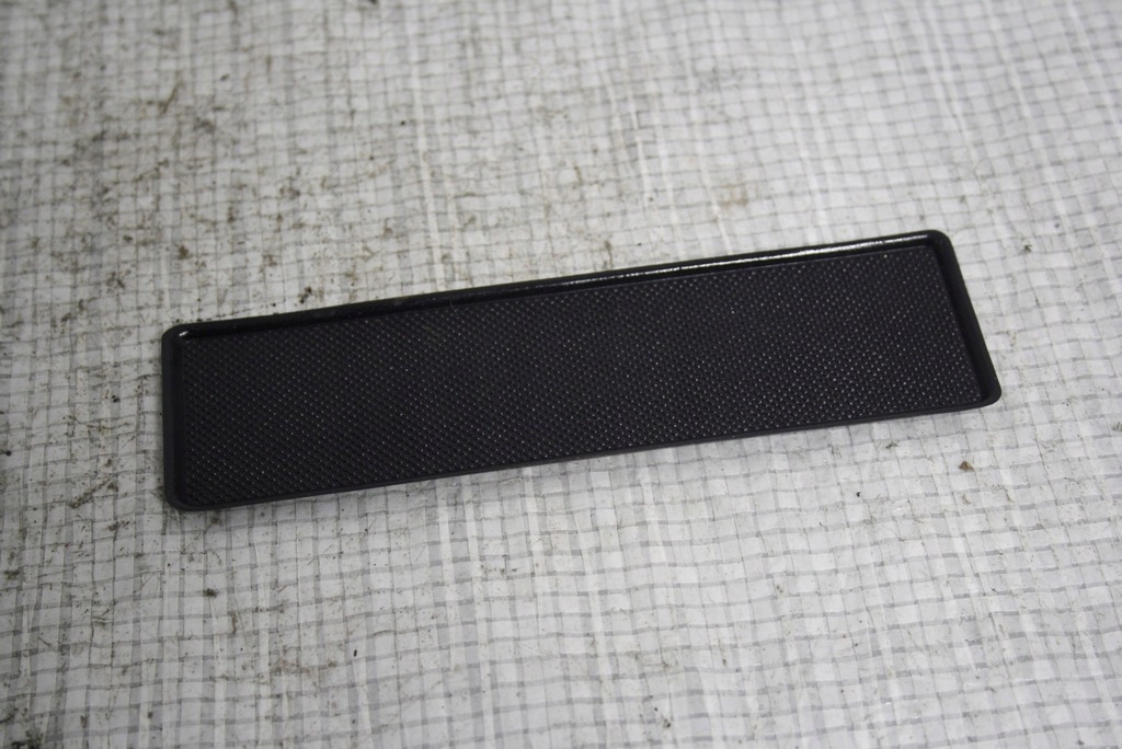 фото №5, Резинка туннель бардачка audi a3 8l lift 8l0863301f