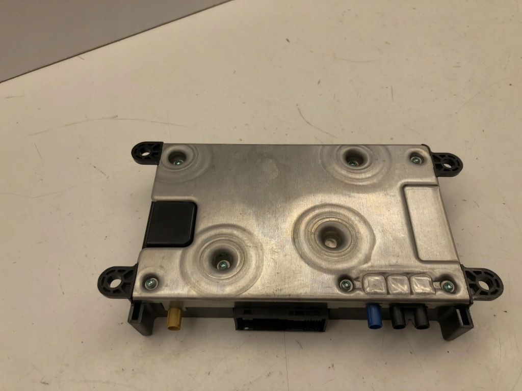 Mercedes-benz c w204 модуль bluetooth a2319003002 2013 с Разборки