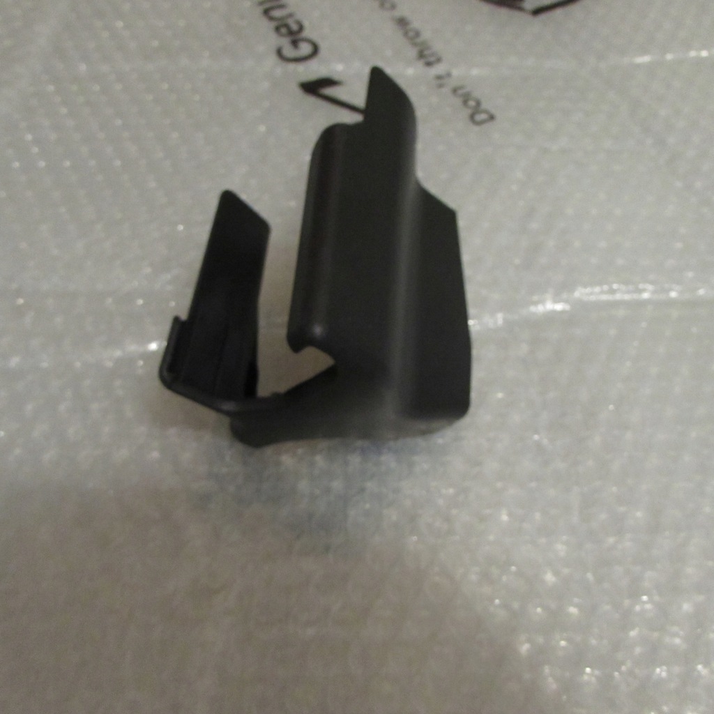 фото №1, Захист -заглушка сидіння toyota auris ii