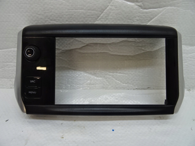 фото №1, Peugeot 208 2008 i рамка дисплея радио навигации