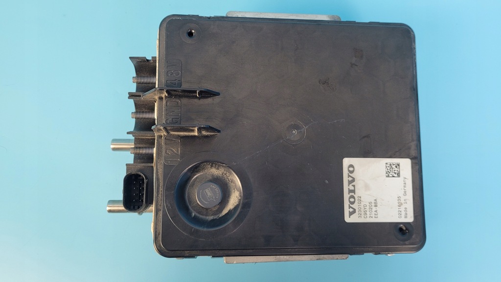 фото №8, Volvo xc60 ii 21r преобразователь инвертор модуль зарядки аккумулятора 32301022
