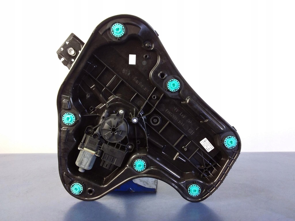 фото №1, Vw golf 8 подъемник стекло перед правый