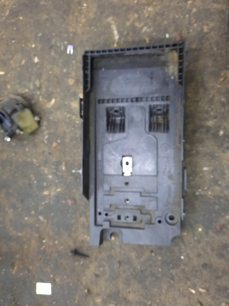 фото №1, Основа акумулятор ford оригінальний номер dg93-10723-a