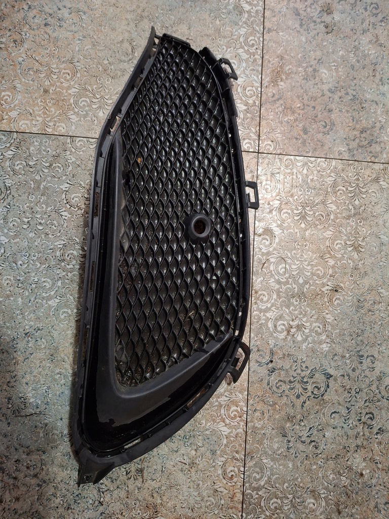 фото №1, Mercedes-benz a-class w176 передня частина бампер left решітка a1768852700 original