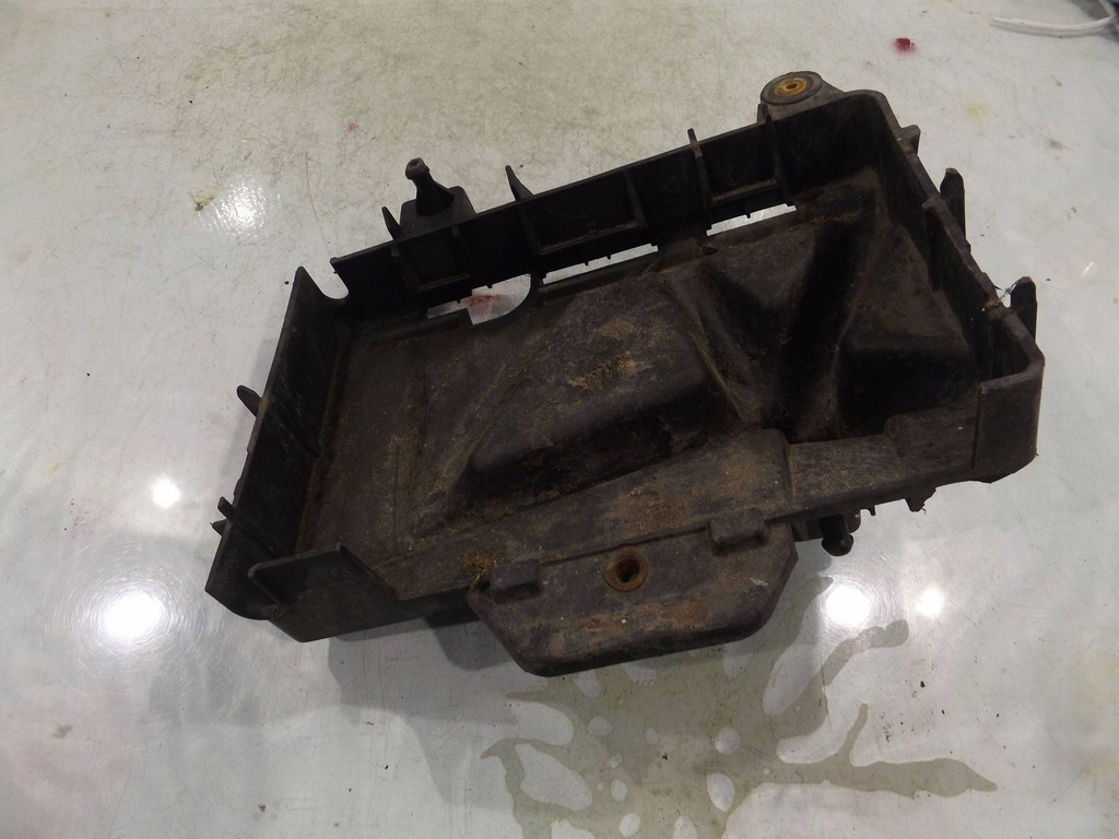 фото №1, Polo iv 9n lift основа акумулятор