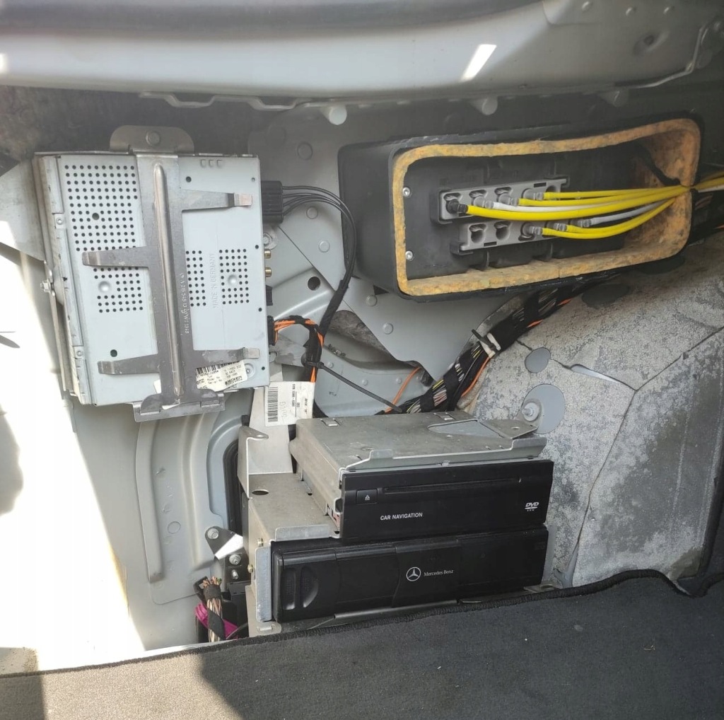 Насос замка центрального різні номери - mercedes w215-w220 рестайлінг Київ