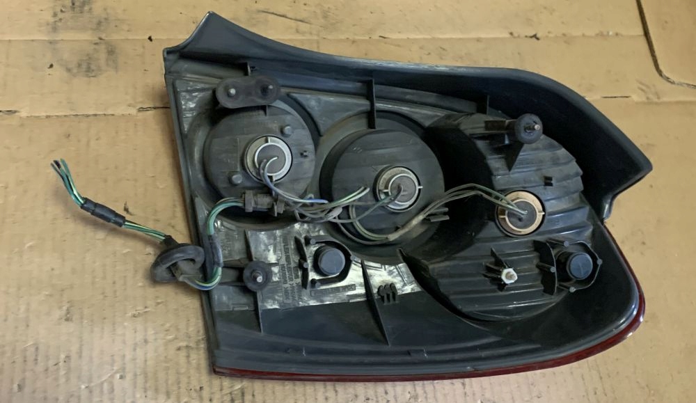 фото №3, Лампа задня ліва mazda 323f lift