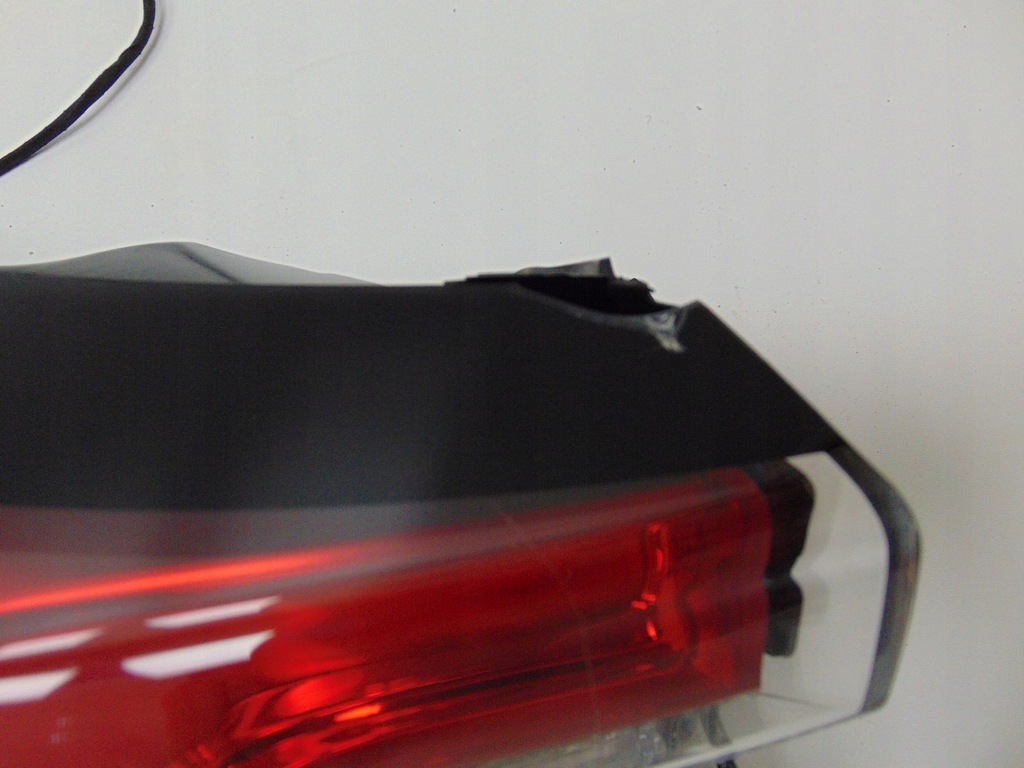 фото №10, Лампа левая задняя ford kuga mk3 lv4b-13405-bf europa