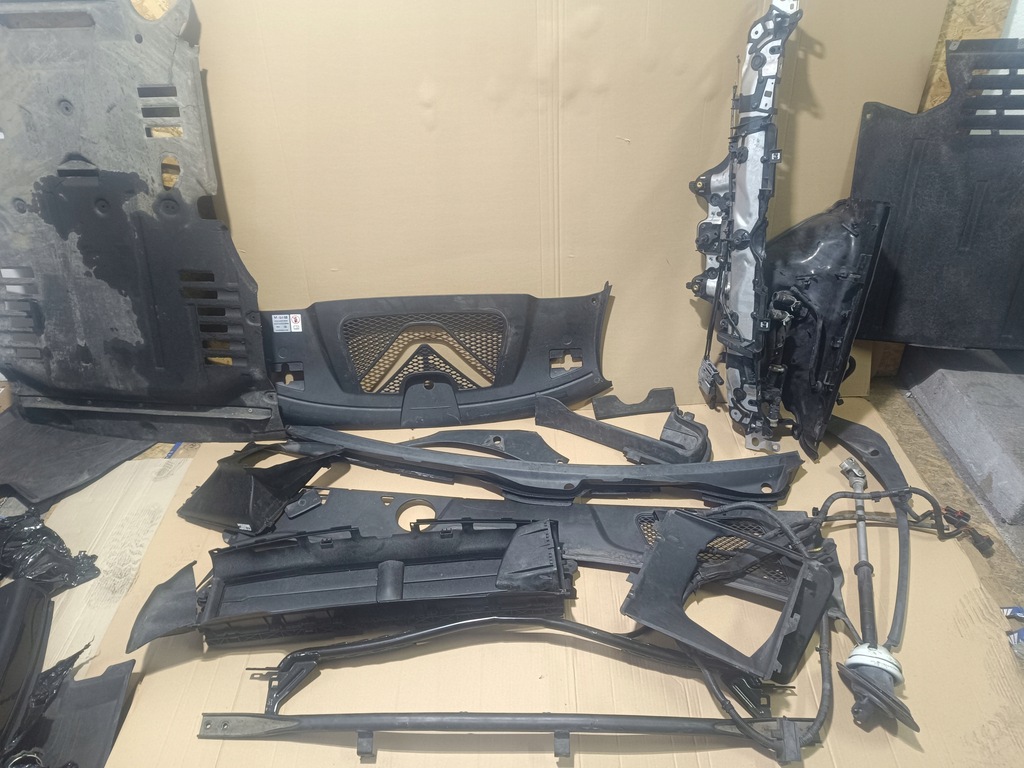 фото №11, Перед капот бампер лампи macan 95b turbo