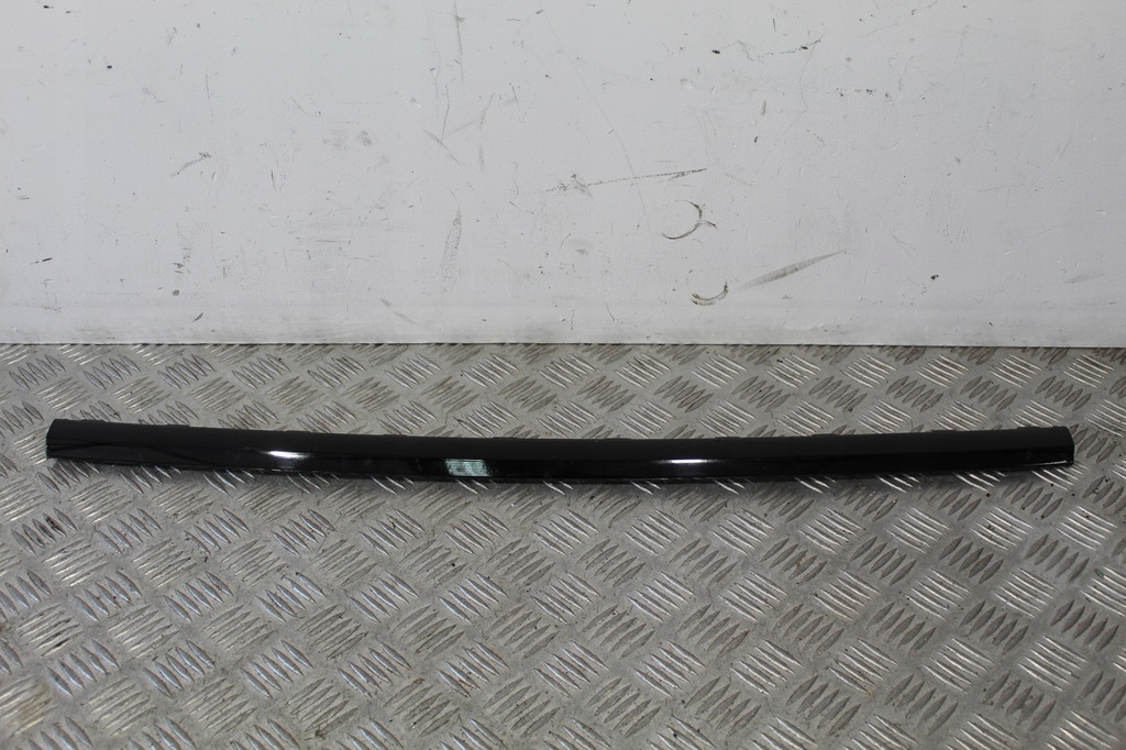 фото №1, Молдинг декоративная бампера левая t-roc 2ga 2ga853101b