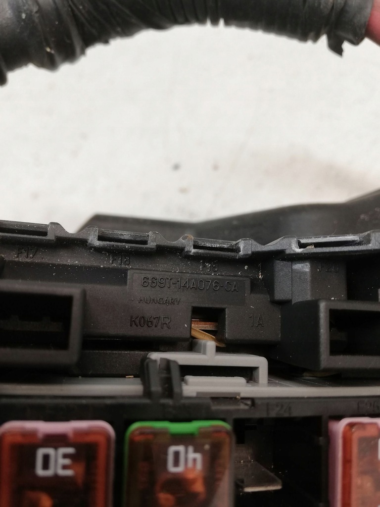 фото №2, Land rover range rover evoque l538 2013 коробка запобіжників / комплект