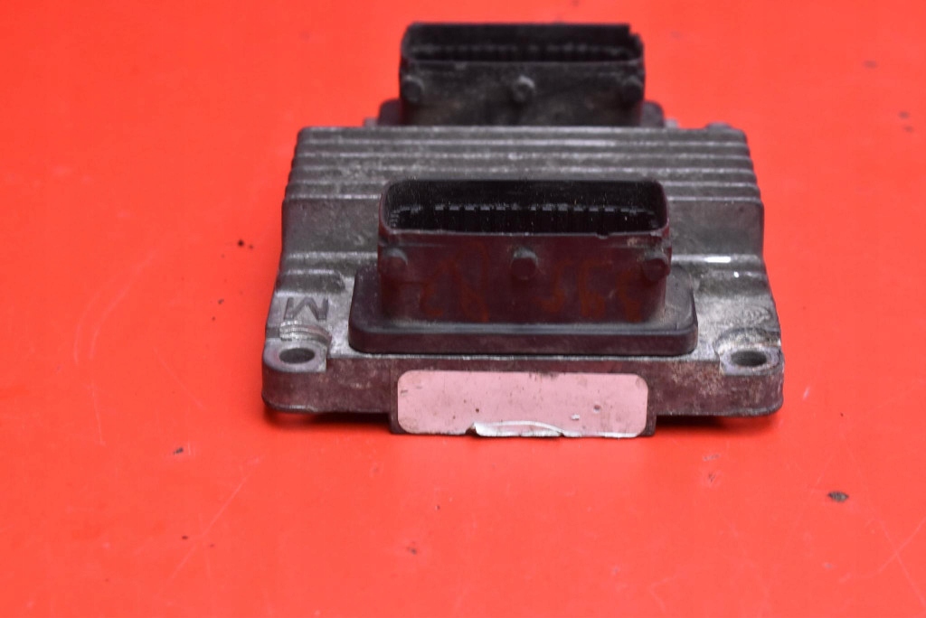 Блок управления бортовой компьютер двигателя 12214860 opel astra 2 ii g 1.6 8v 84 km 98-09 Киев