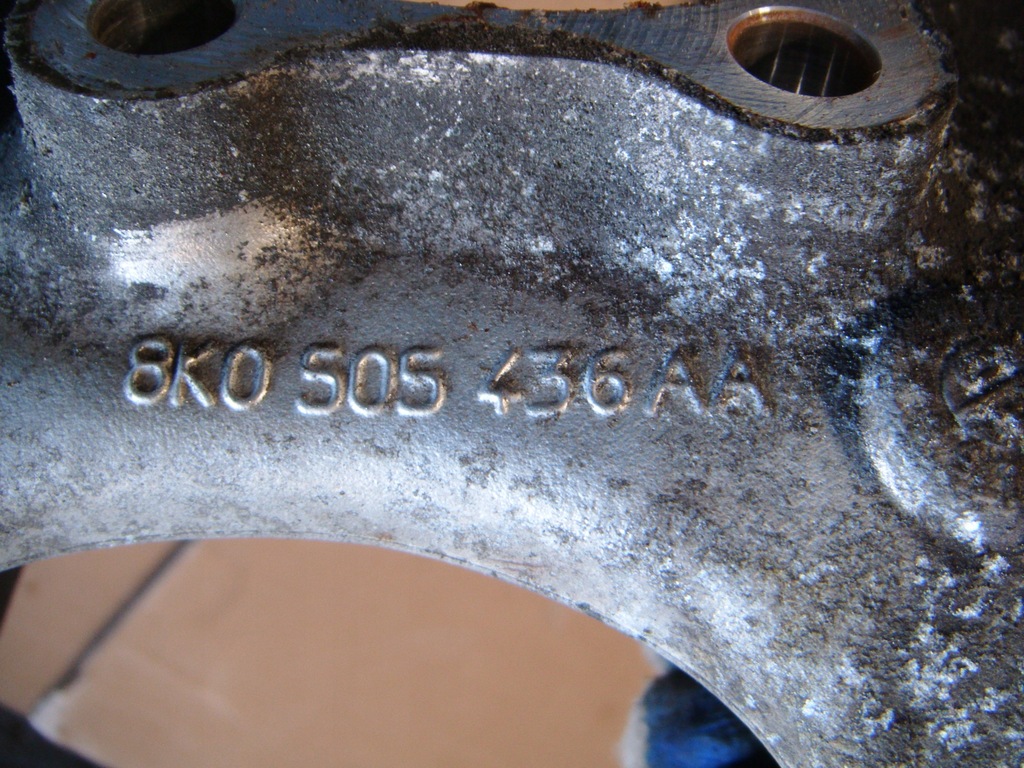 фото №8, Audi a5 s5 поворотный кулак правый задняя 8k0505436aa