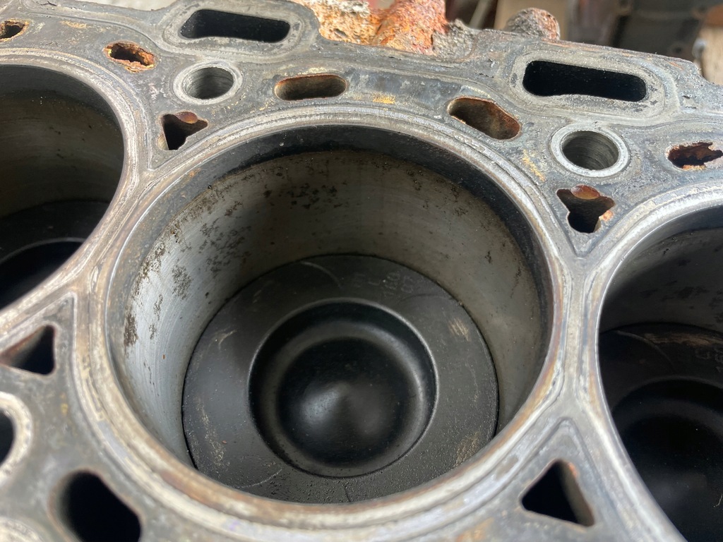 фото №9, Dół двигателя блок wał поршни trafic vivaro 2.0 dci m9r780