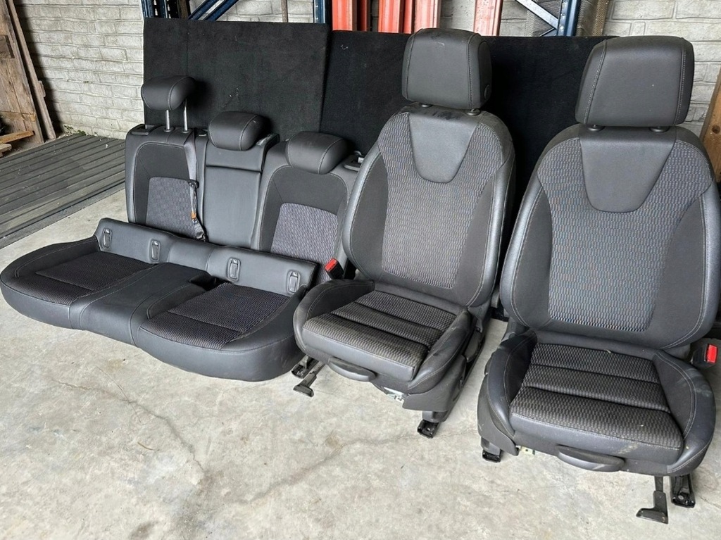 фото №1, Opel insignia b сидіння перед заднє сидіння задня комплект