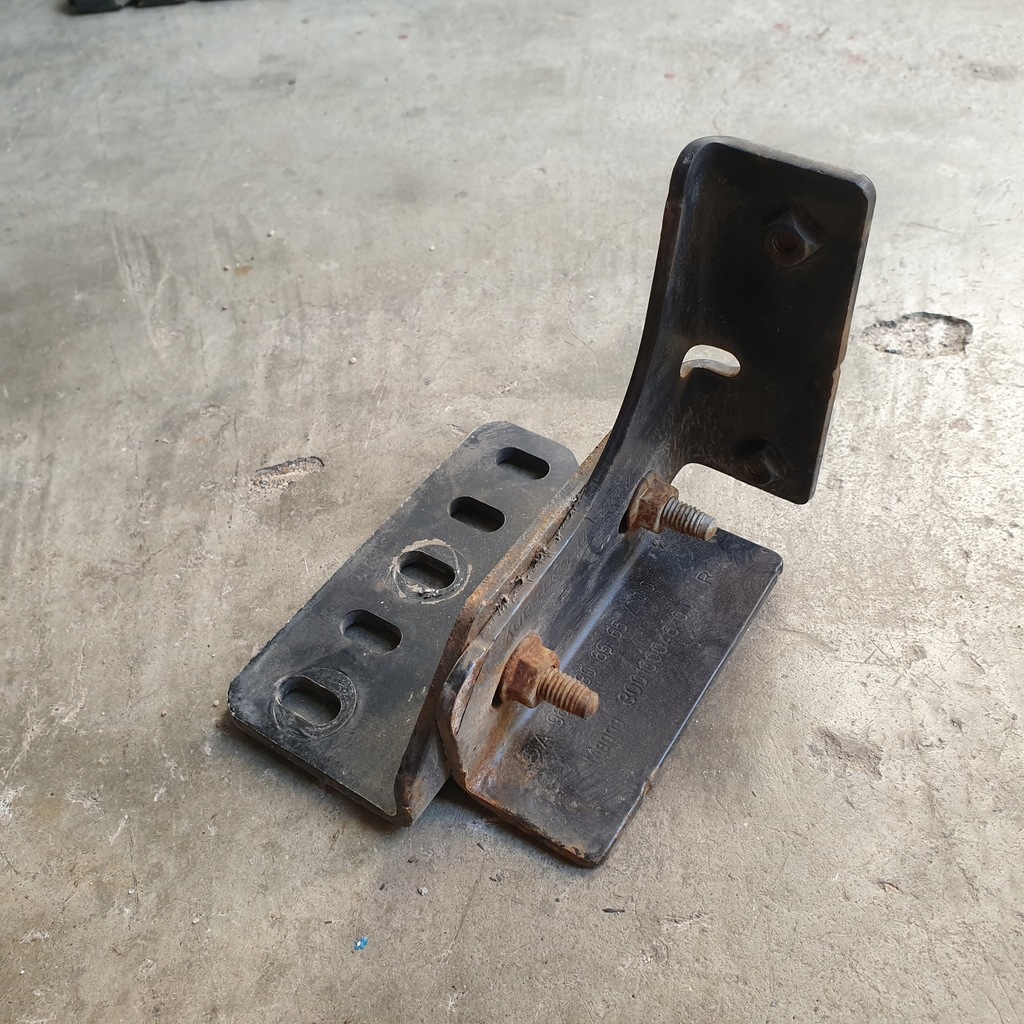 фото №1, Mercedes actros a9608859741 кронштейн бампера оригінальний номер