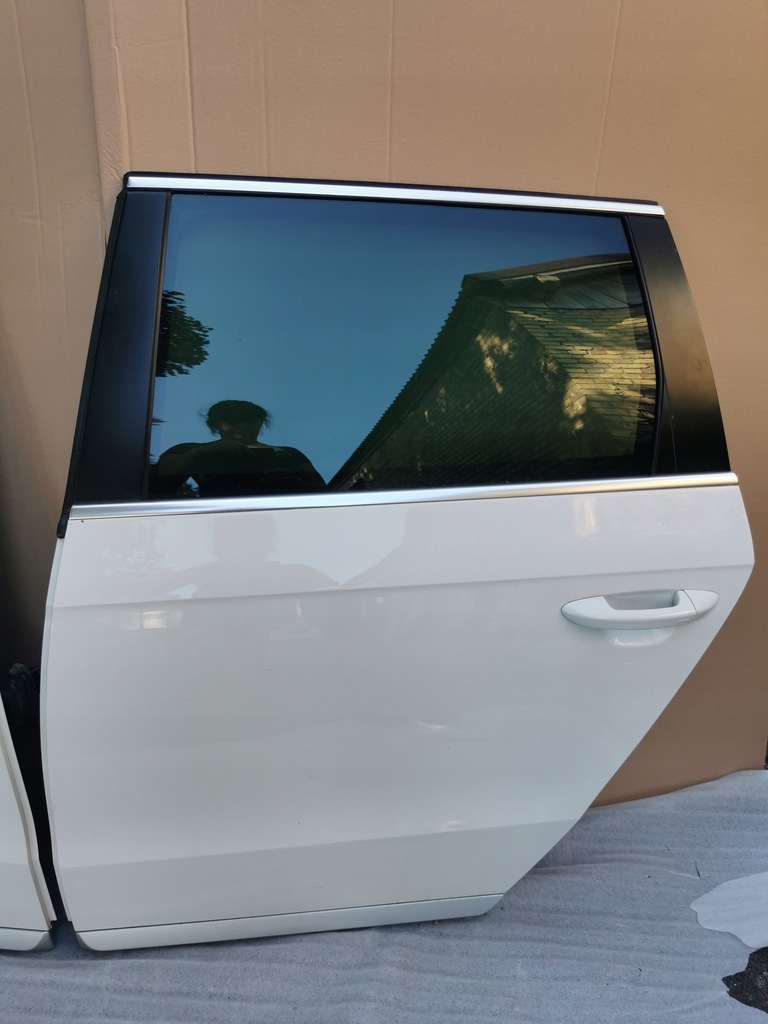 фото №10, Дверь передние правое задние vw passat b7 alltrack