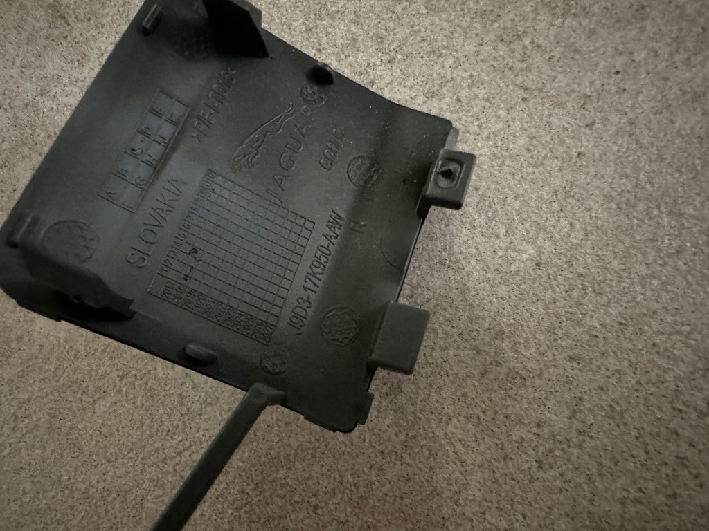 фото №5, Заглушка фаркоп задня права j9d3-17k950-aa jaguar i-pace