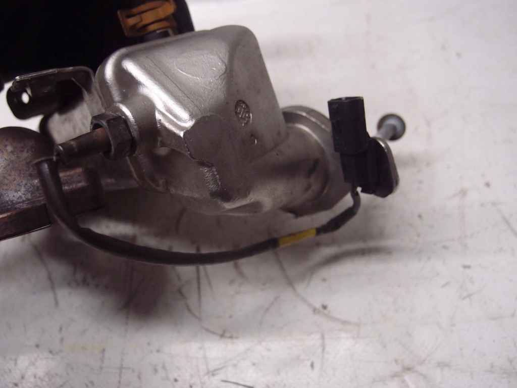 фото №10, Радиатор выхлопных газов egr kadjar 1.6 dci 147350678r