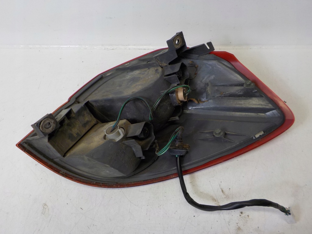 фото №4, Subaru legacy iv outback kombi лампа левая задняя левый задняя