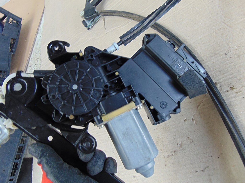 фото №8, Ford galaxy alhambra 1.9tdi підйомник правий задня