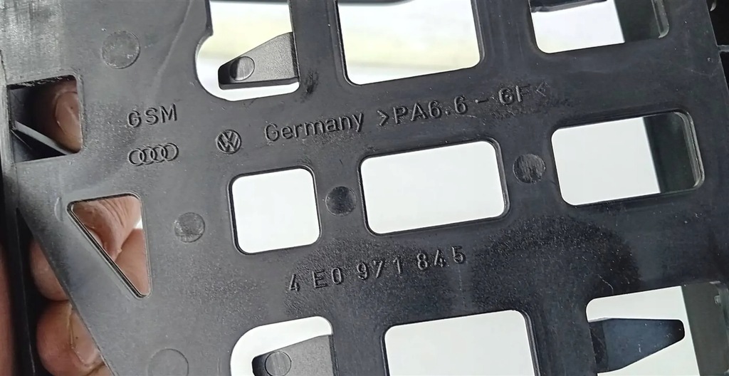 фото №5, Коробка предохранителей audi a8 d3 4e 4e0971845